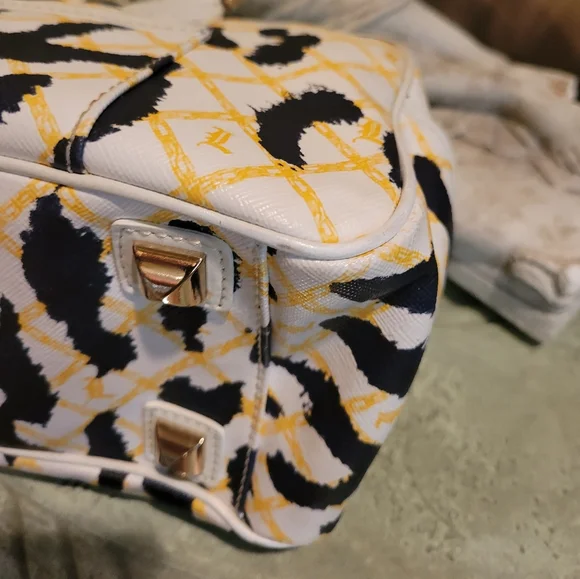 L.A.M.B. by Gwen Stefani White Leopard Handbag #397 - Picture 14 of 17